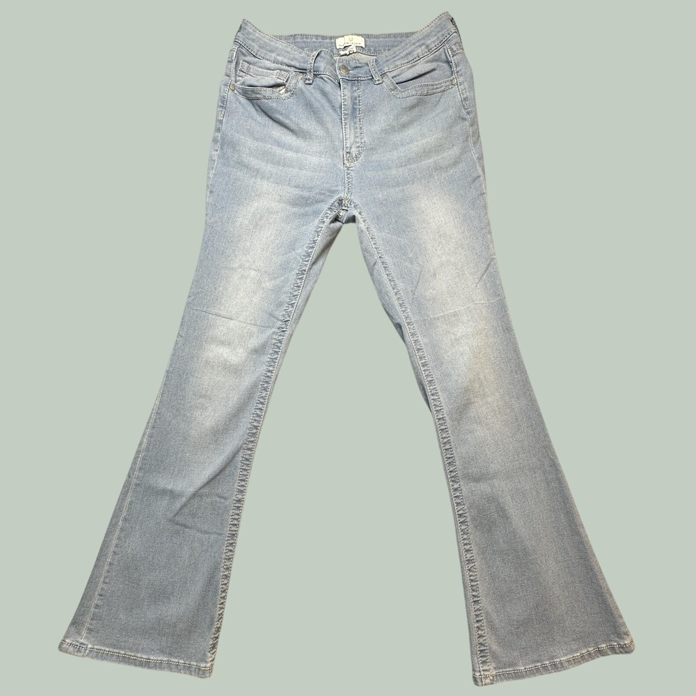 Austin Landing Jeans Womens 13/31 Flare Light Blue Embroidered Flap Stretch